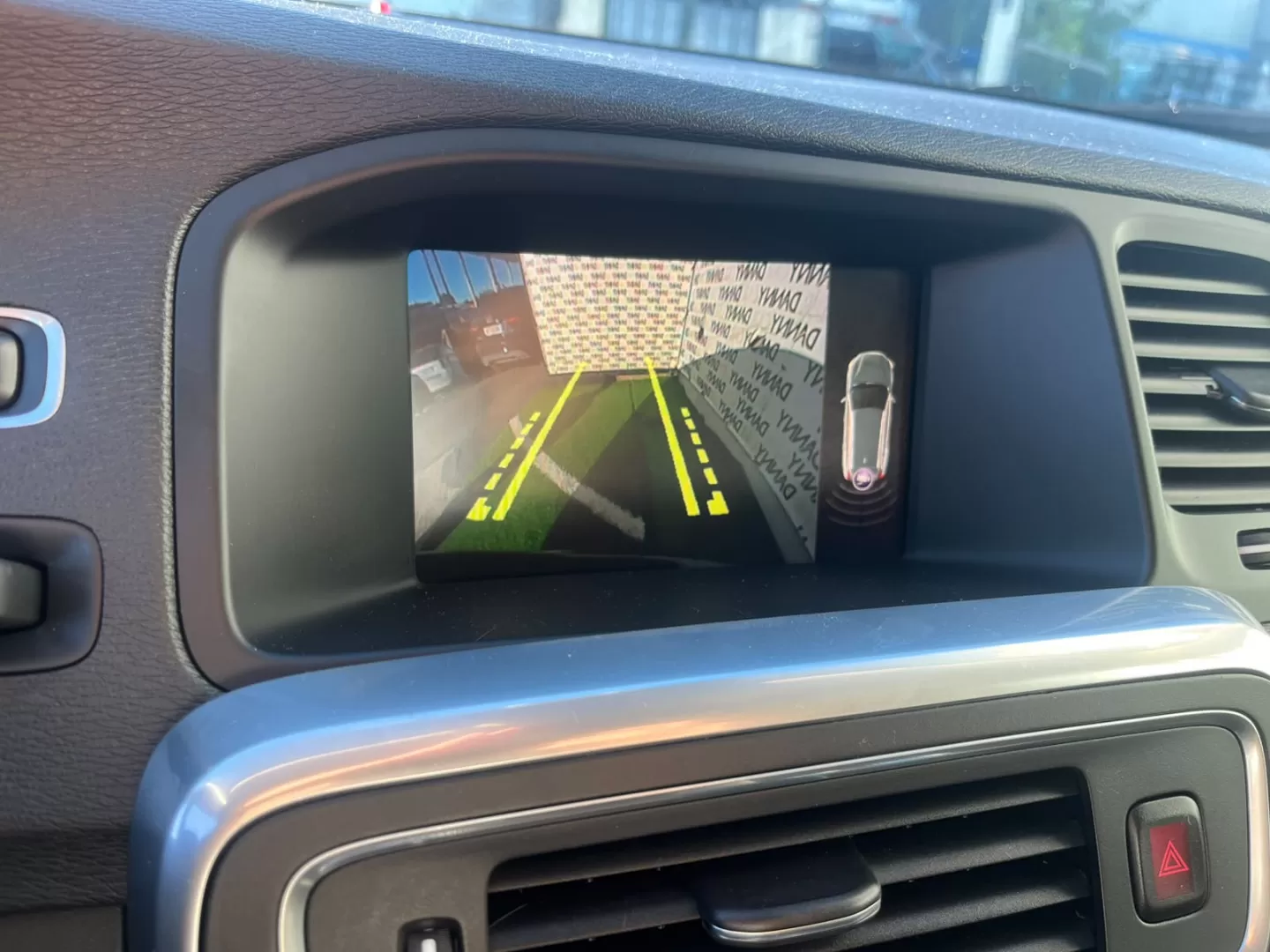 Volvo V60 2.0 D2 R-Design - foto 6