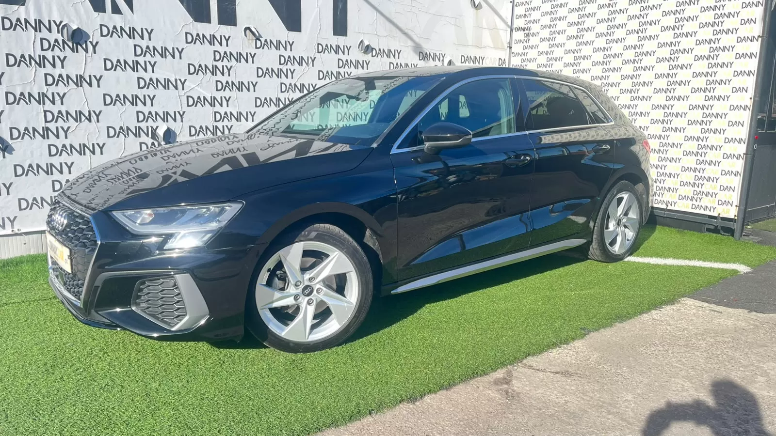 Audi A3 Sportback 30 TDI S line - foto 2