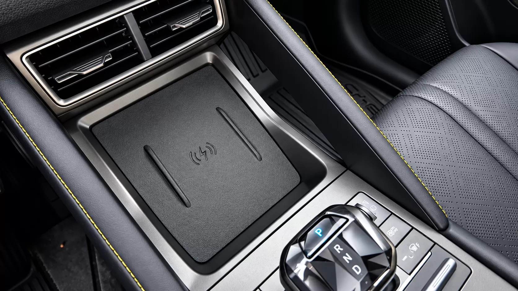 BYD Atto 2 Design - foto 8