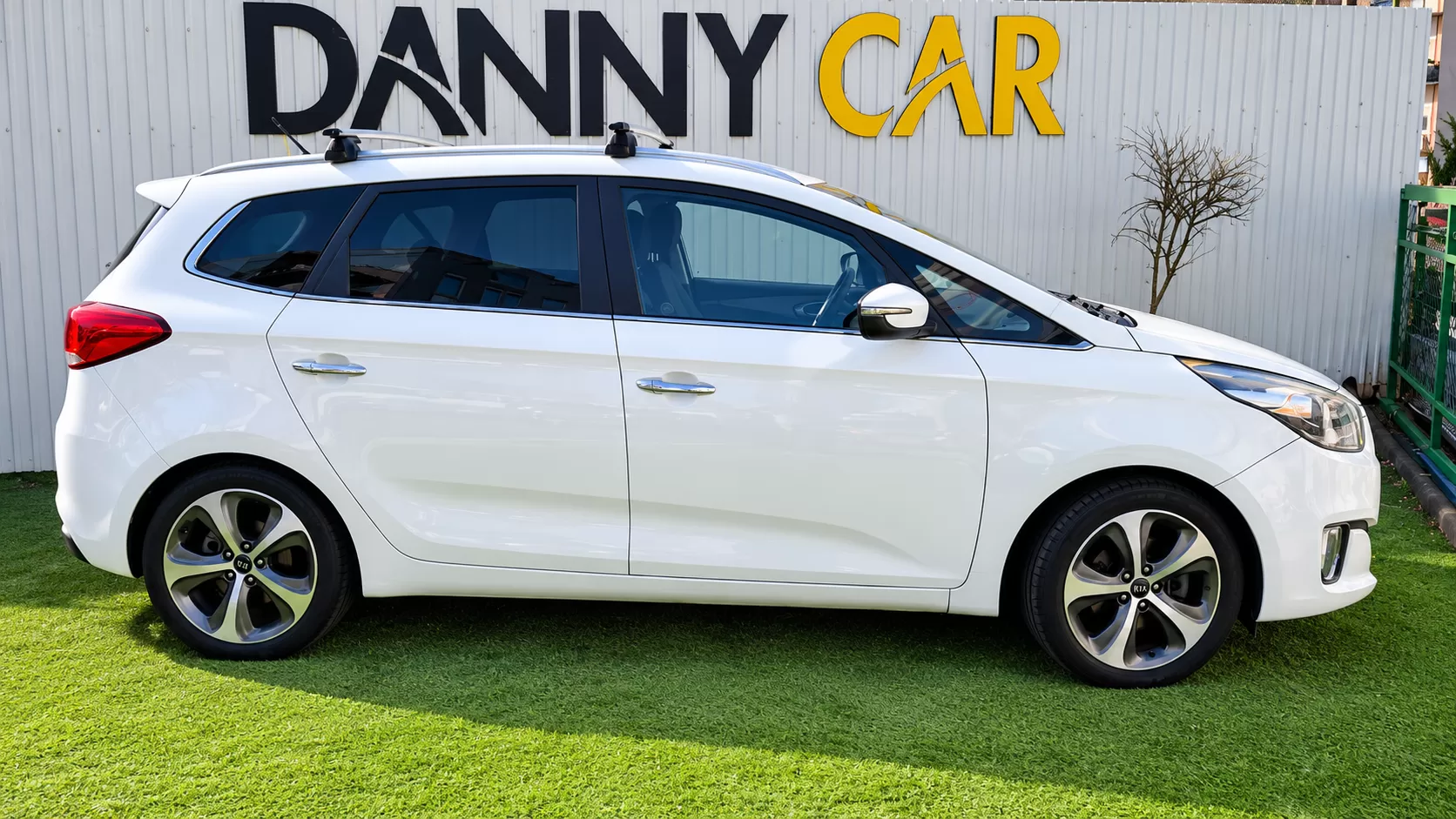Kia Carens 1.7 CRDi ISG TX 7DCT - foto 2