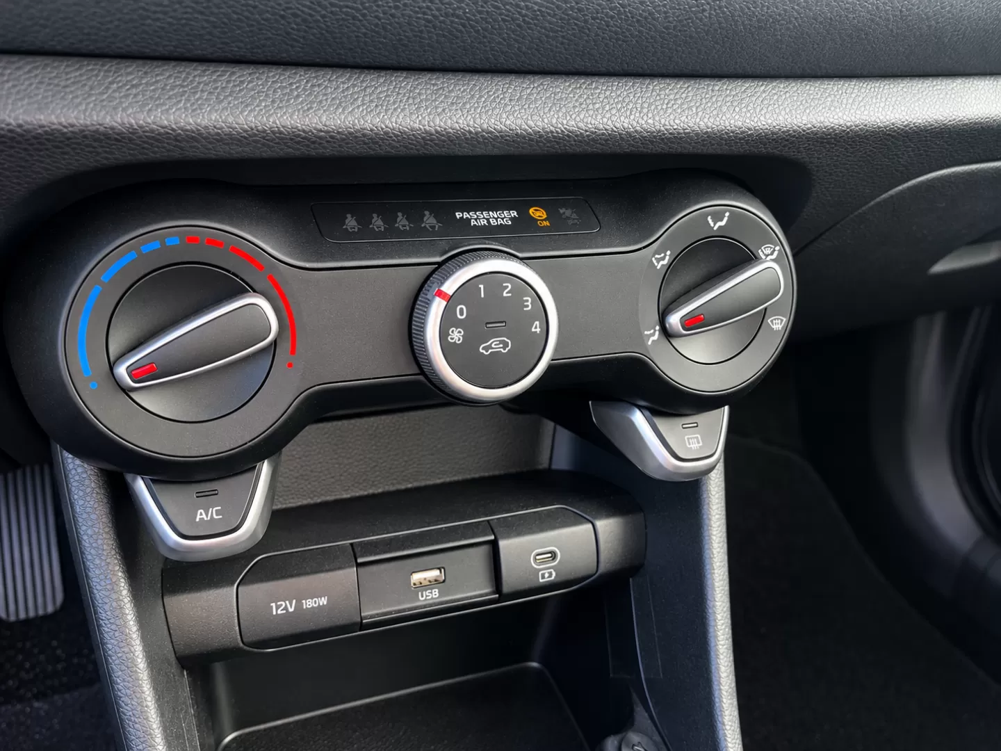 Kia Picanto 1.0 MPi Urban 5AMT - foto 7