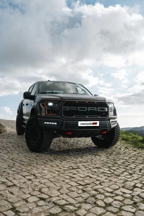 Ford F-150 - foto 2