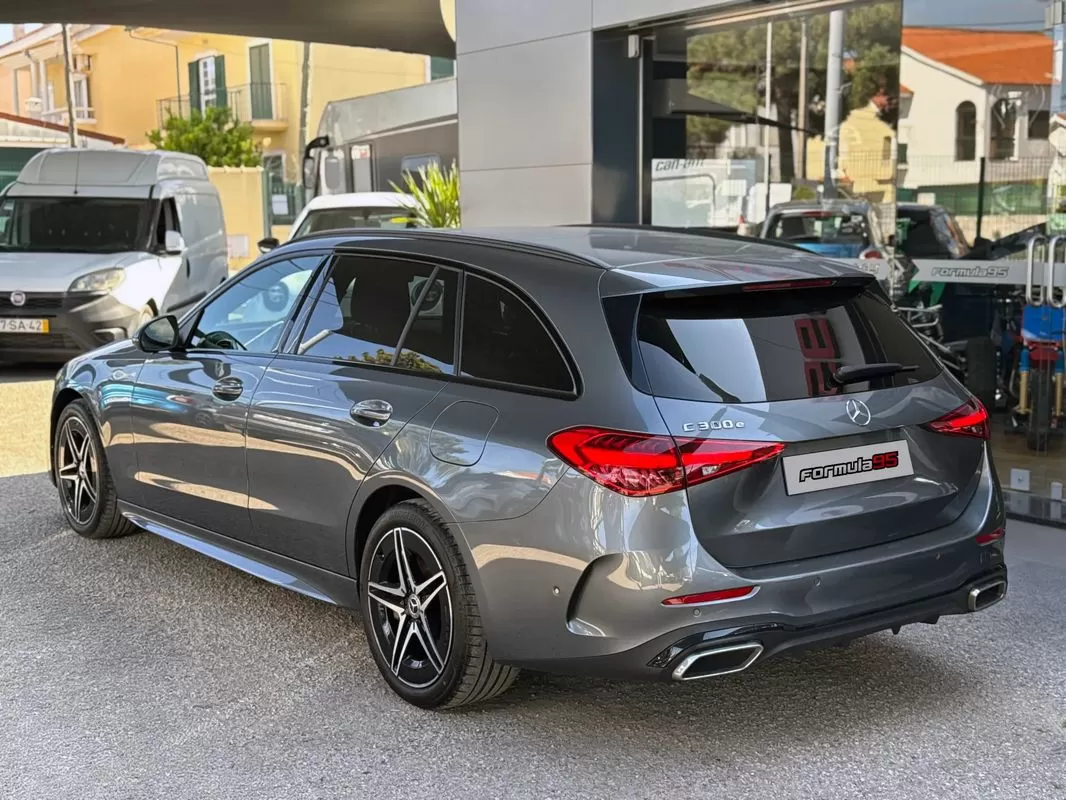 Mercedes-Benz C 300 e AMG Line - foto 3