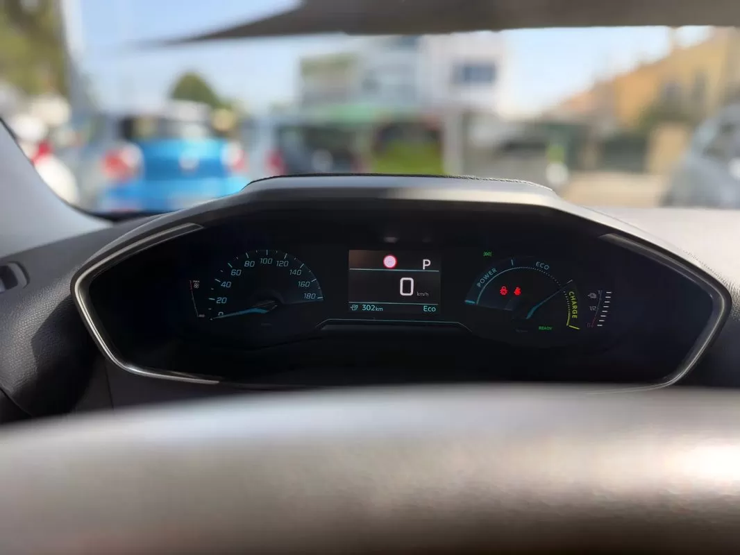 Peugeot e-2008 50 kWh Style - foto 3