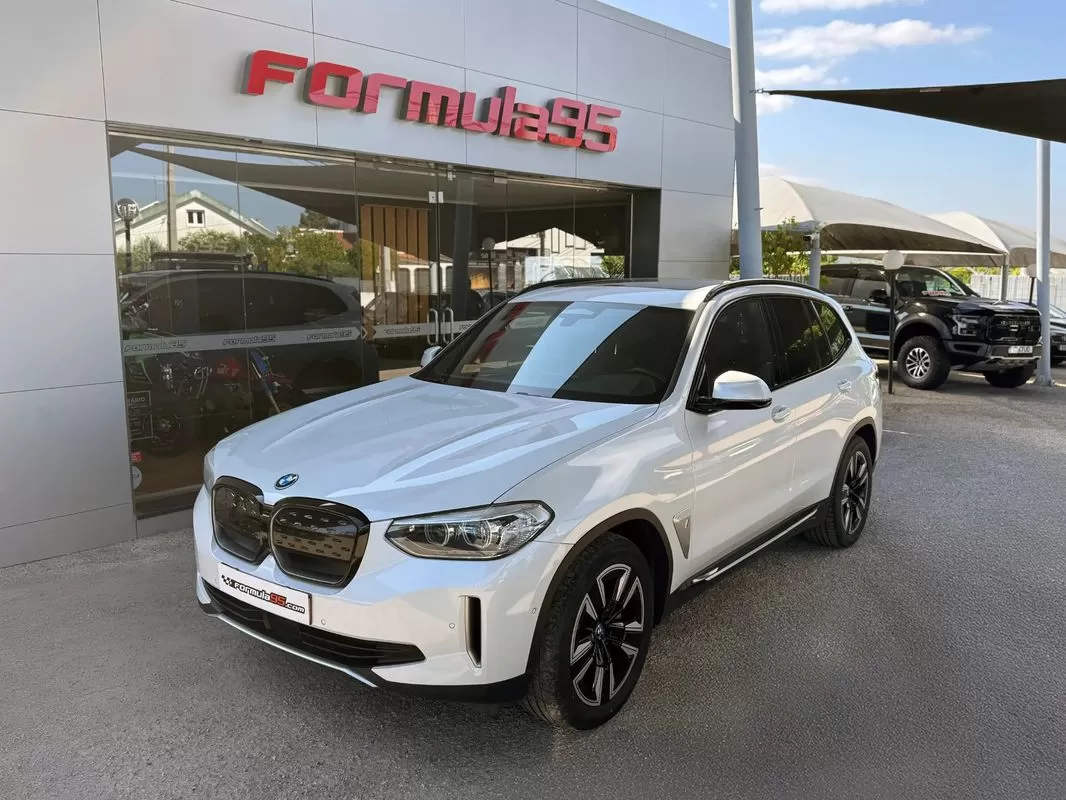 BMW iX3 Inspiring - foto 2