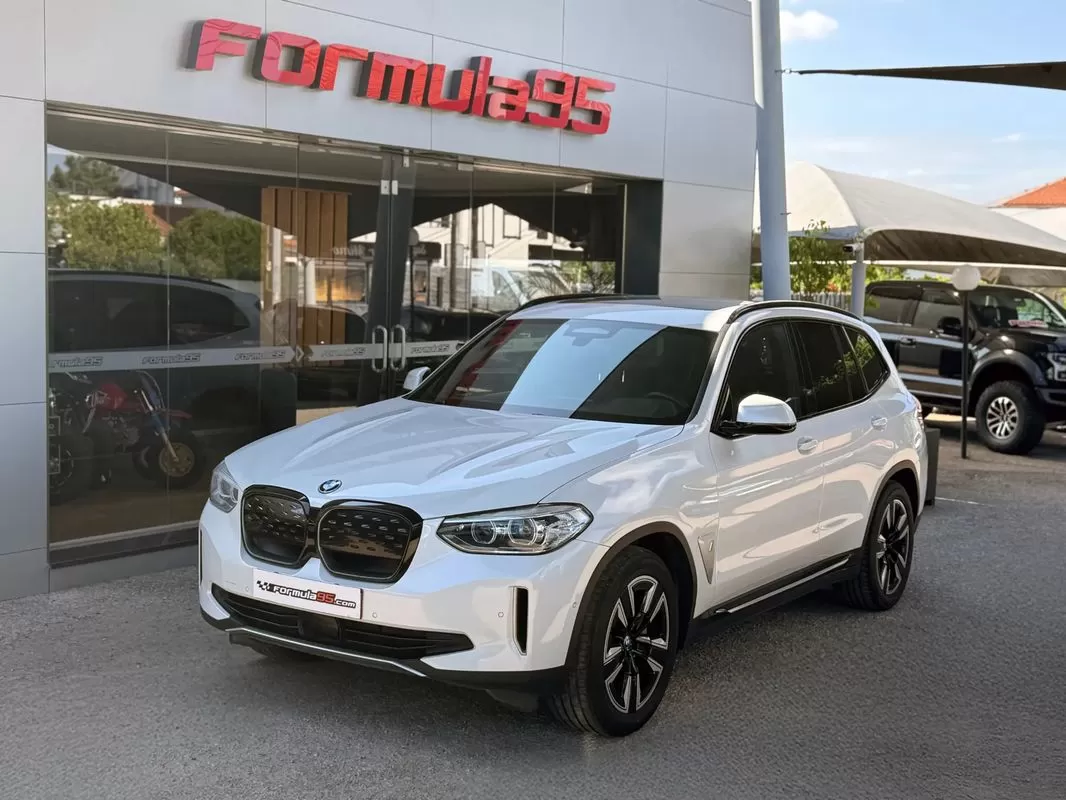 BMW iX3 Inspiring - foto 6