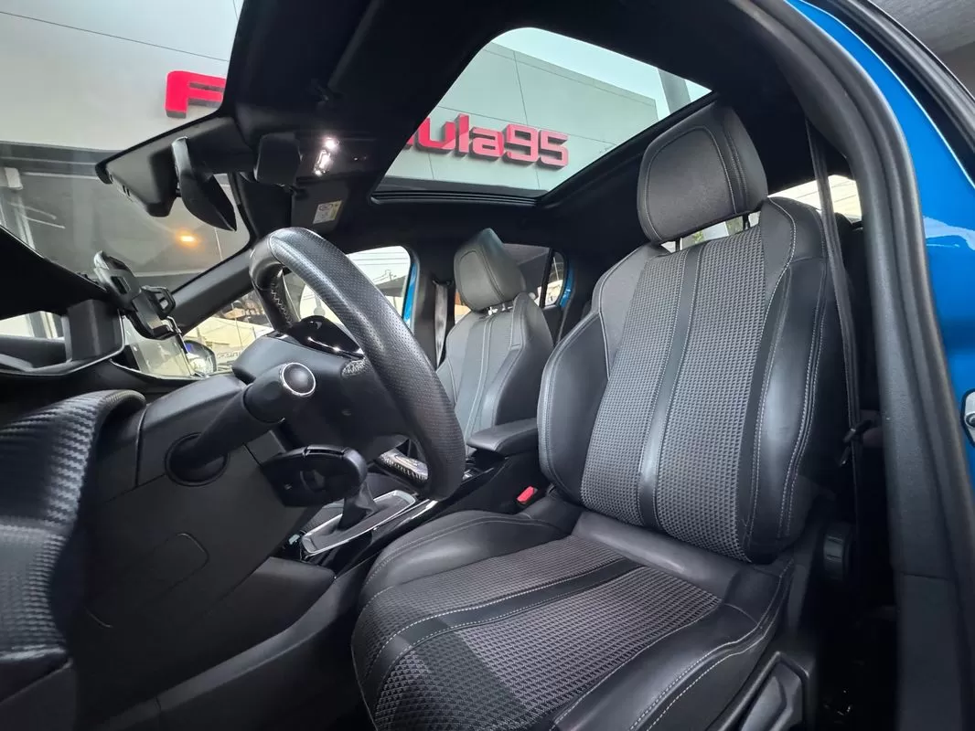 Peugeot 208 1.2 PureTech GT Line - foto 4