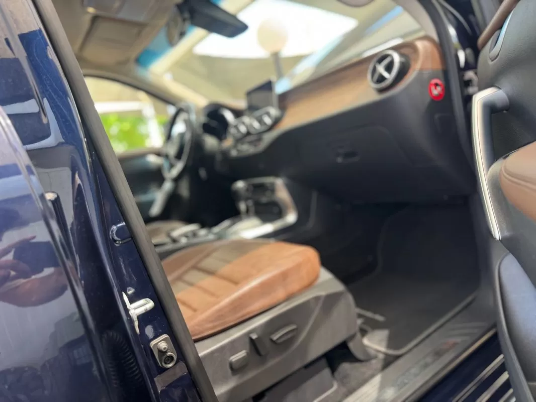Mercedes-Benz X 250 d Power 4-Matic Aut. - foto 8