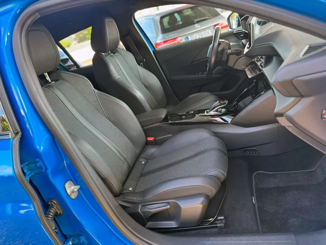 Peugeot e-208  Elektromotor 136 Gt - foto 5