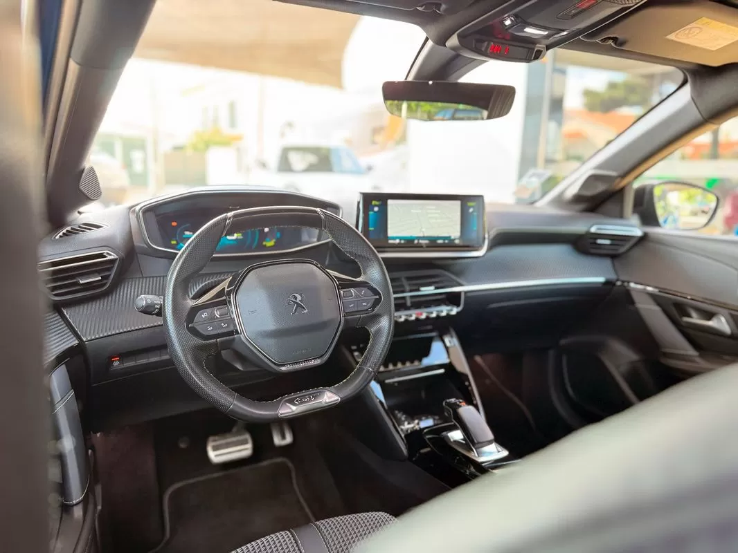 Peugeot e-208  Elektromotor 136 Gt - foto 6