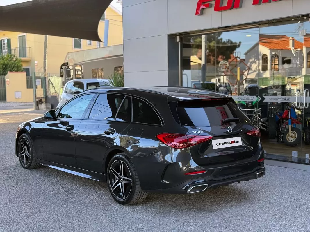Mercedes-Benz C 300 e AMG Line - foto 7