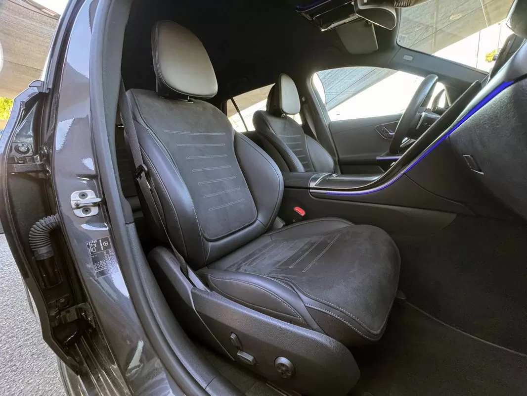 Mercedes-Benz C 300 e AMG Line - foto 8