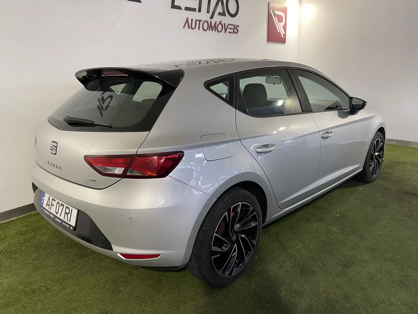 Seat Leon 1.6 TDI Style Ecomotive - foto 8