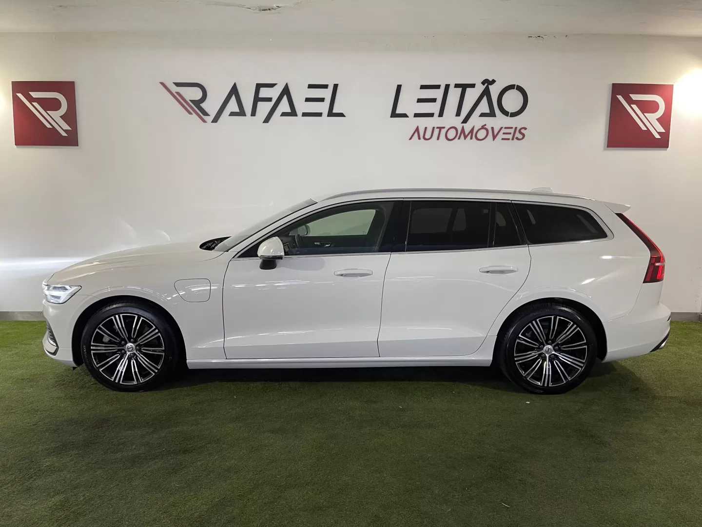 Volvo V60 2.0 T6 AWD TE Inscription - foto 4