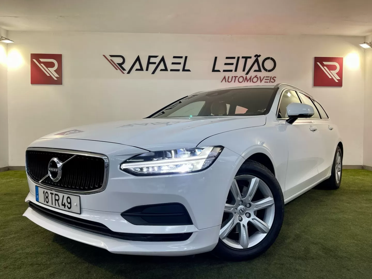 Volvo V90 2.0 D4 Momentum Geartronic