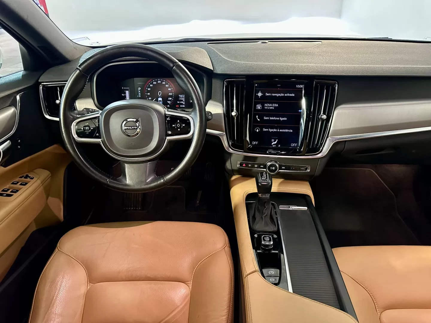 Volvo V90 2.0 D4 Momentum Geartronic - foto 3