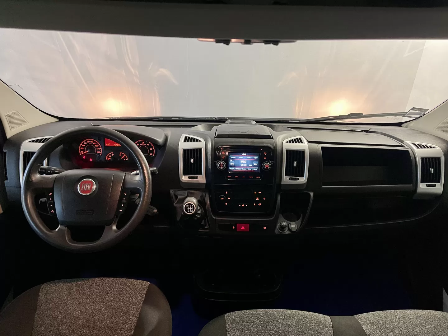 Fiat Ducato Ducato Maxi 2.3 6 Lugares - foto 3
