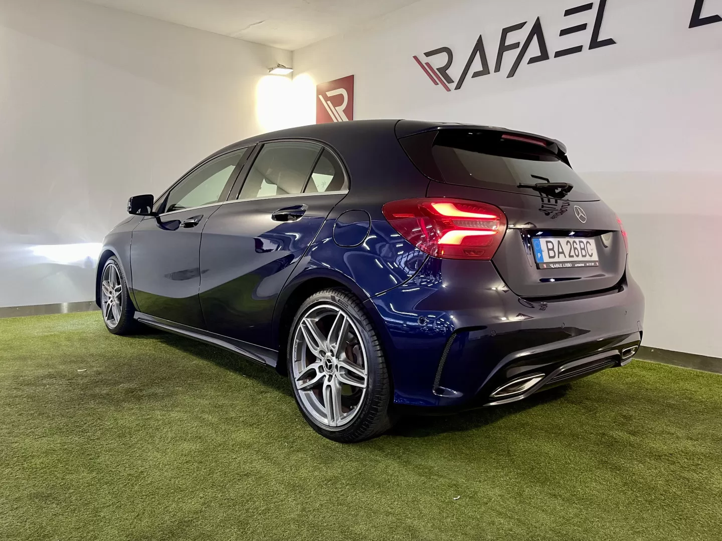 Mercedes-Benz A 180 d AMG Line Aut. - foto 8