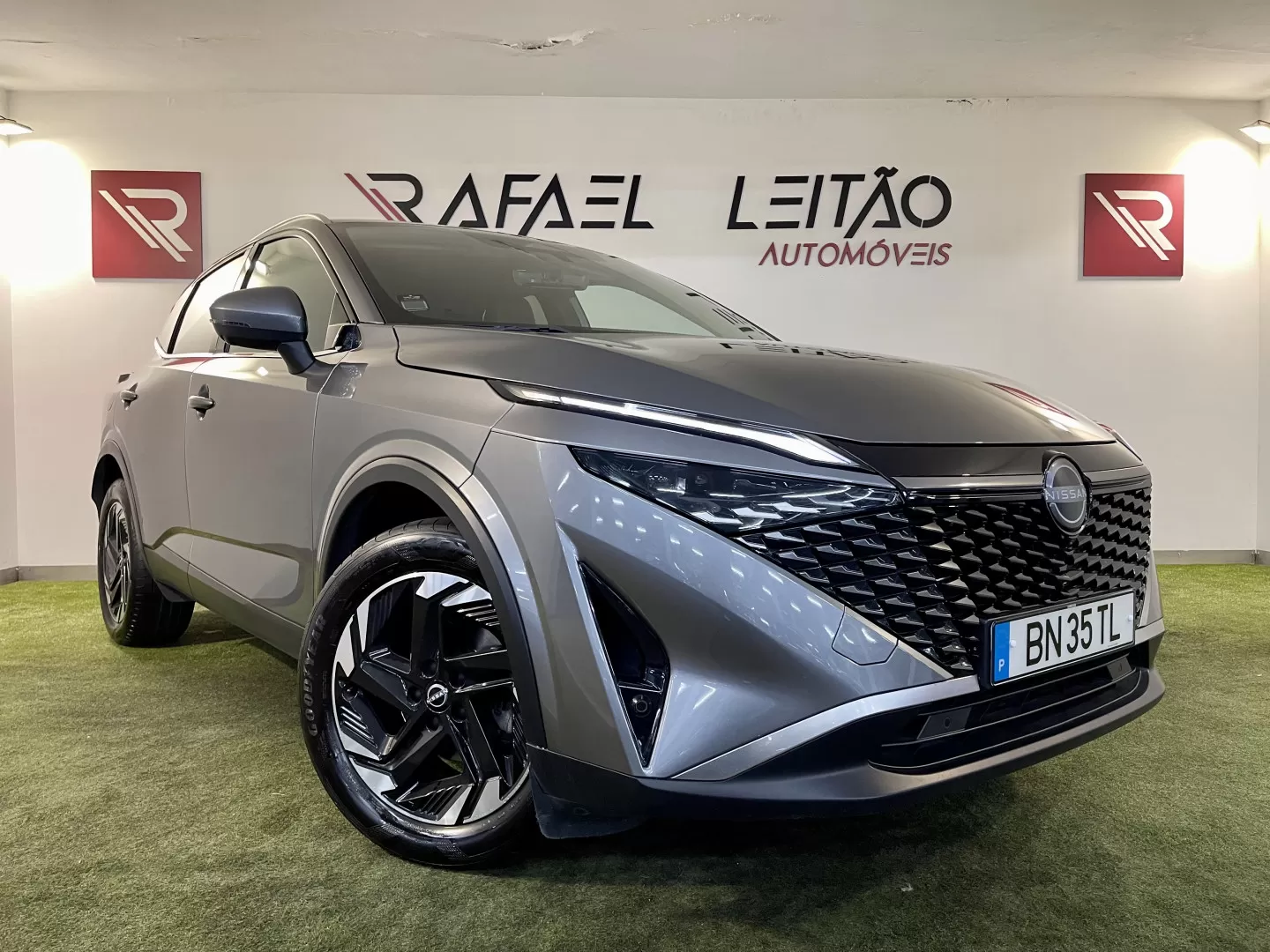 Nissan Qashqai 1.3 DIG-T N-Connecta LED Xtronic - foto 5