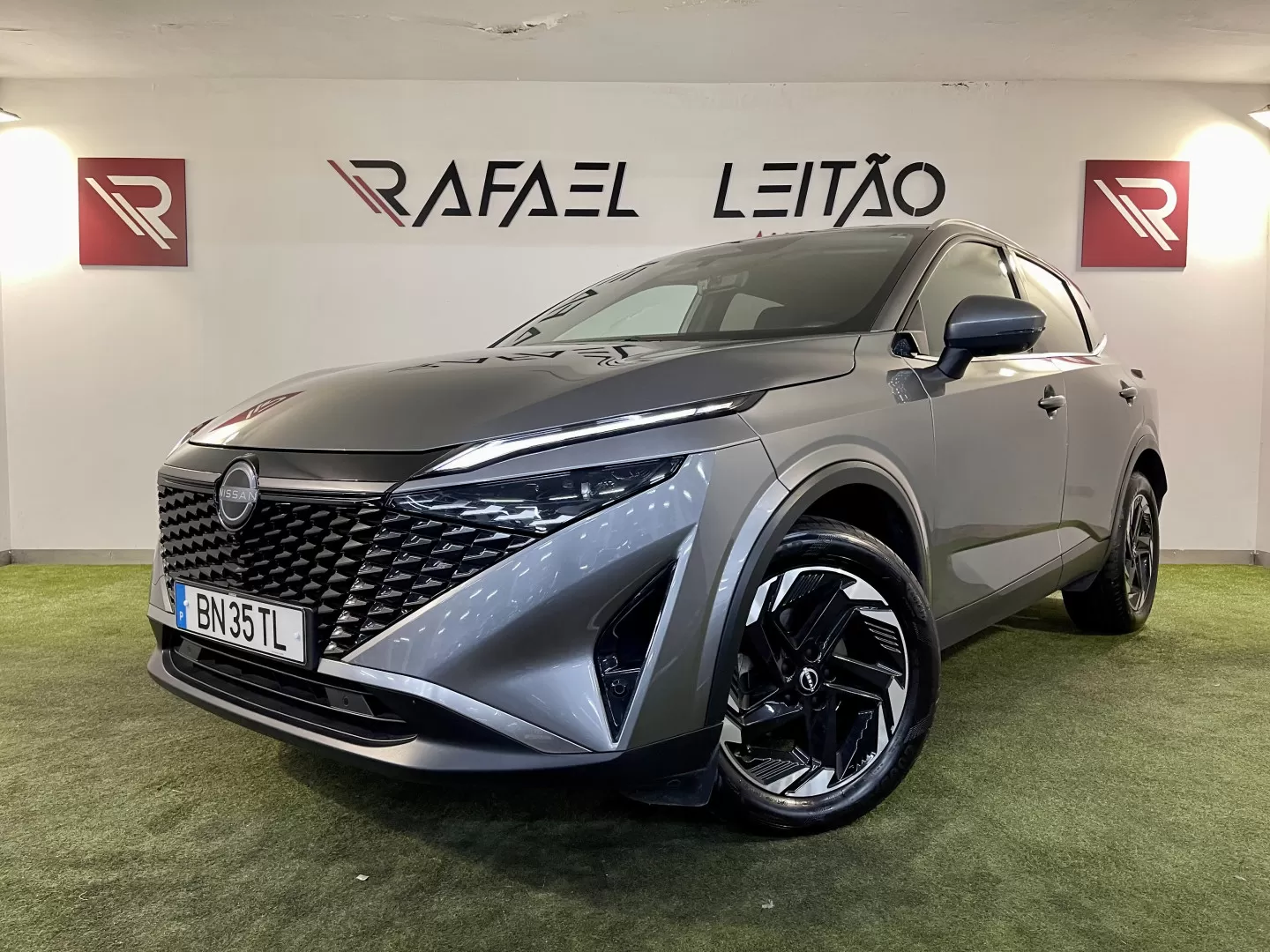 Nissan Qashqai 1.3 DIG-T N-Connecta LED Xtronic - foto 2