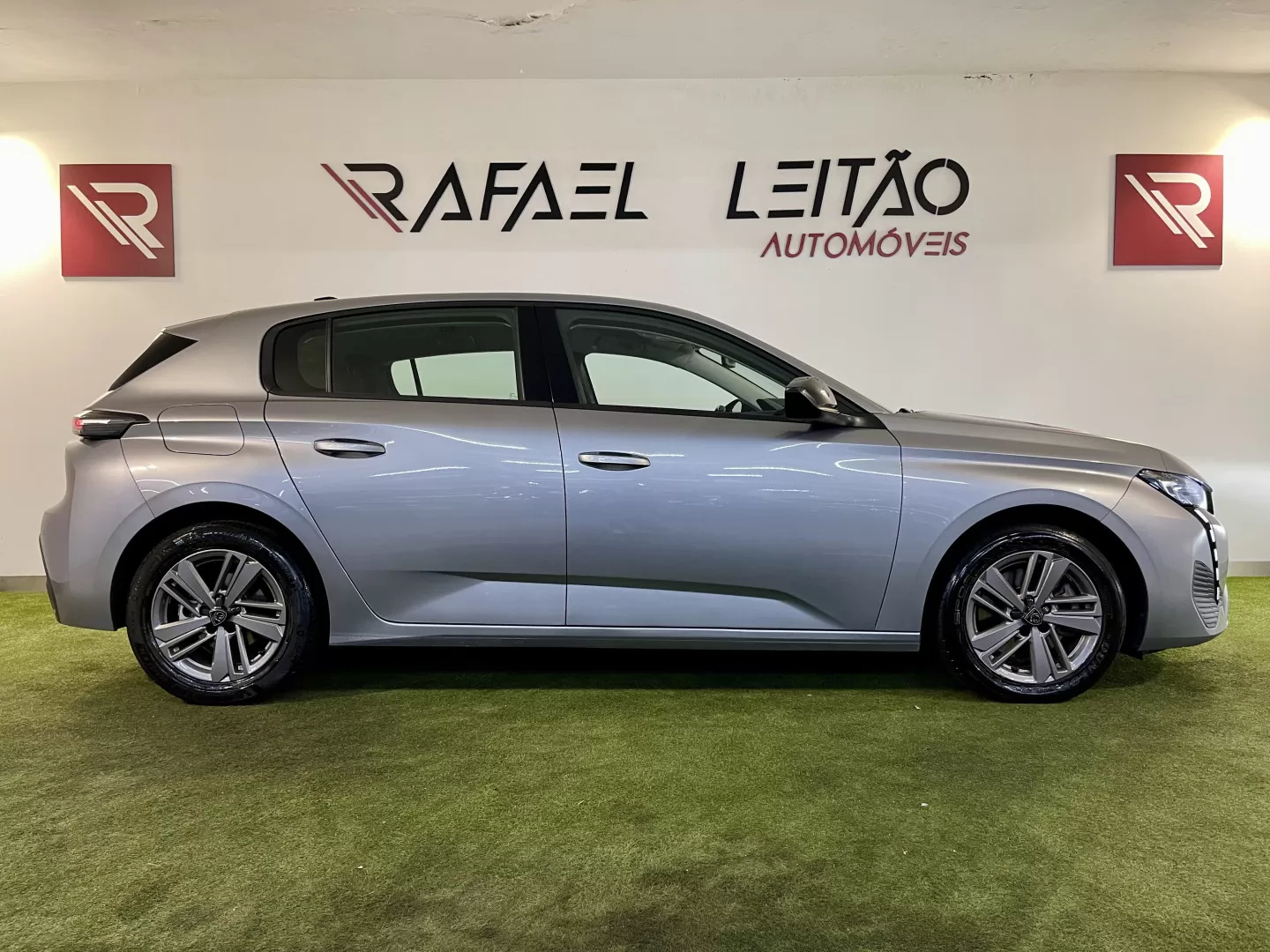 Peugeot 308 1.5 BlueHDi Active Pack EAT8 - foto 6