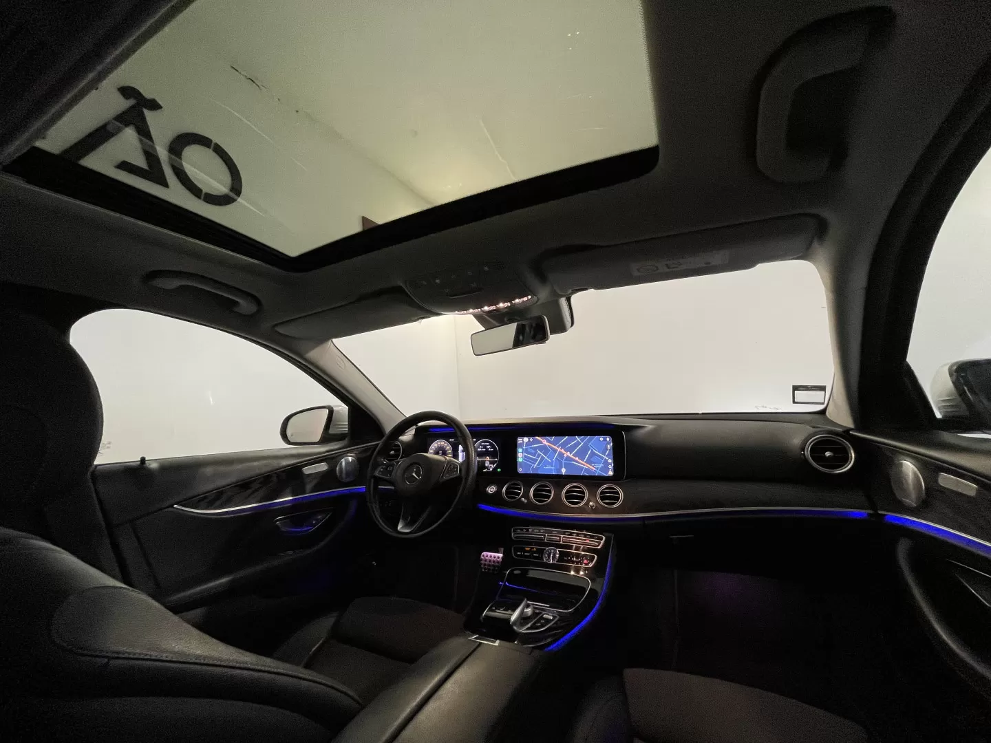 Mercedes-Benz E 220 d 4-Matic All Terrain Avantgarde - foto 3