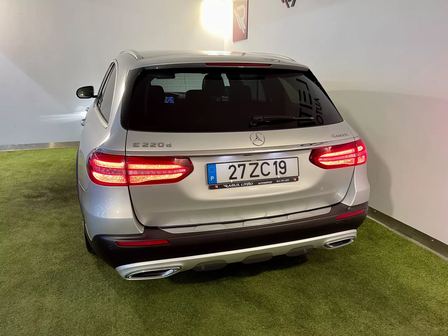 Mercedes-Benz E 220 d 4-Matic All Terrain Avantgarde - foto 8