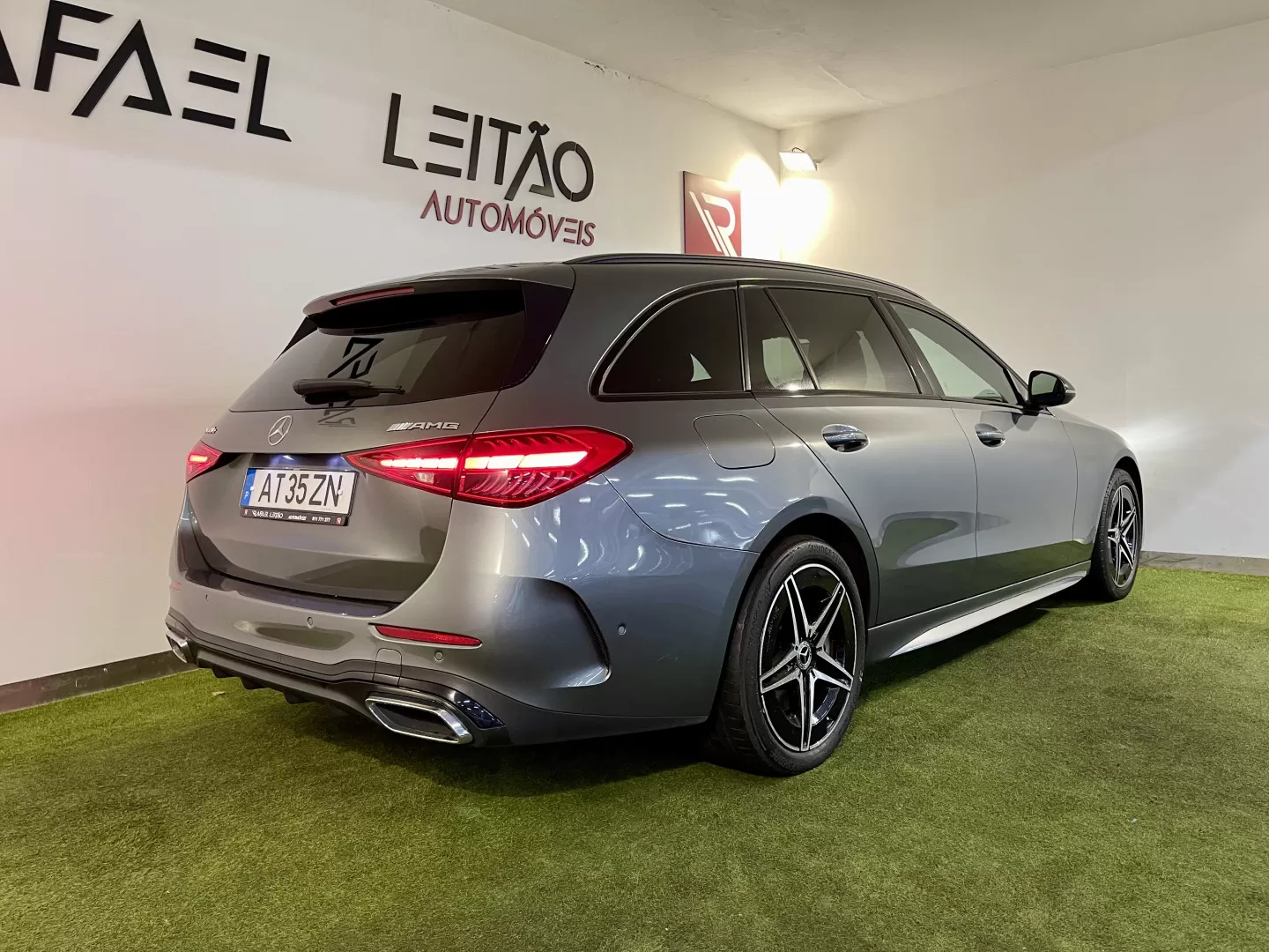 Mercedes-Benz C 300 e AMG Line - foto 7