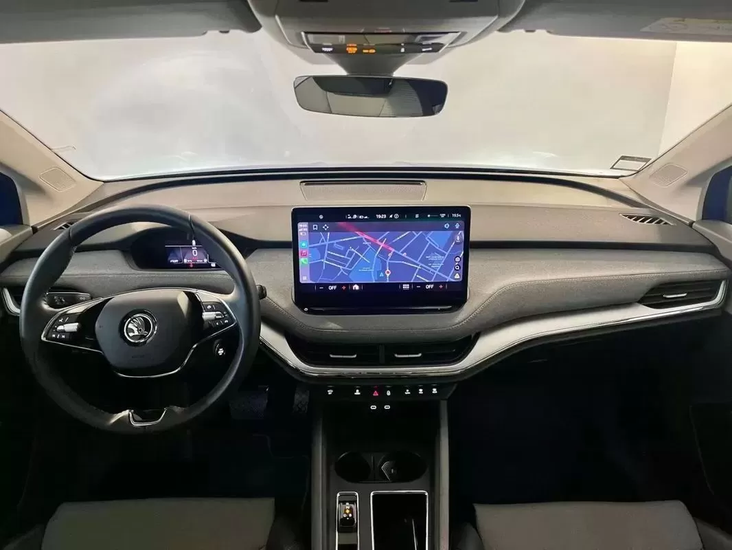 Skoda Enyaq iV 50 - foto 4