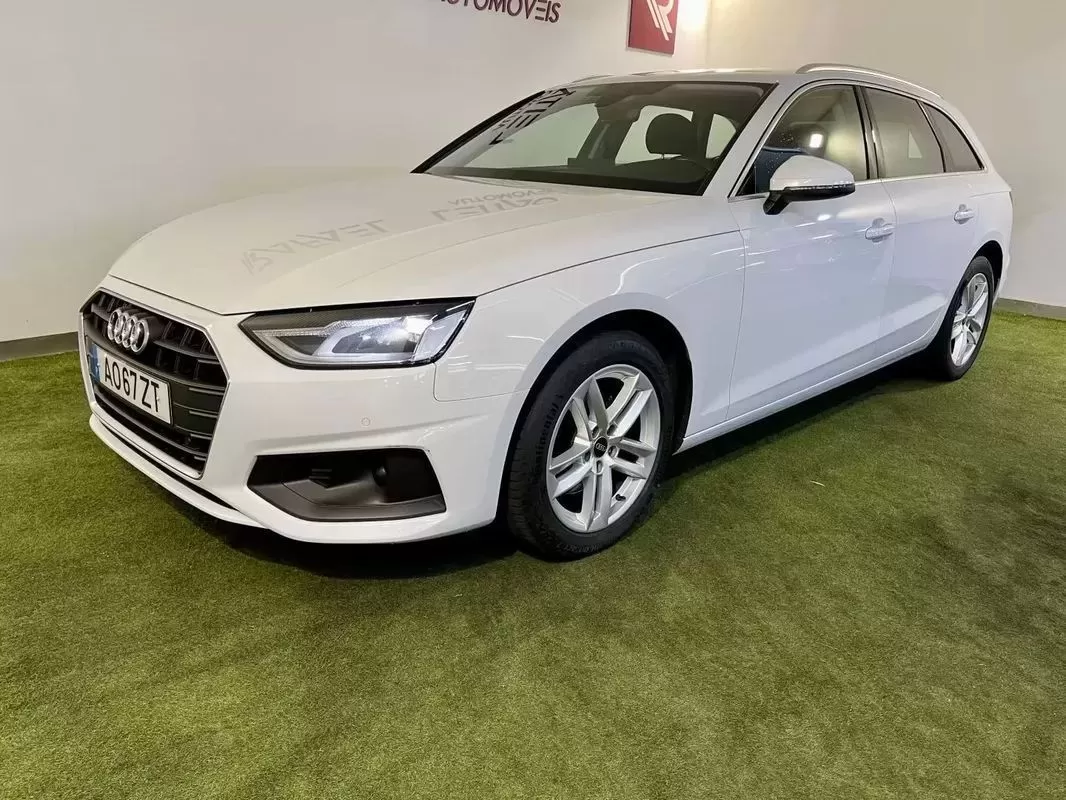 Audi A4 Avant 30 TDI S tronic - foto 3