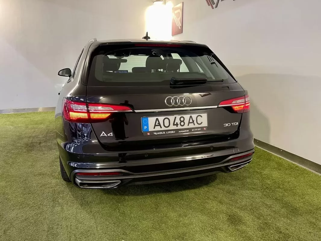 Audi A4 Avant 30 TDI S tronic - foto 8
