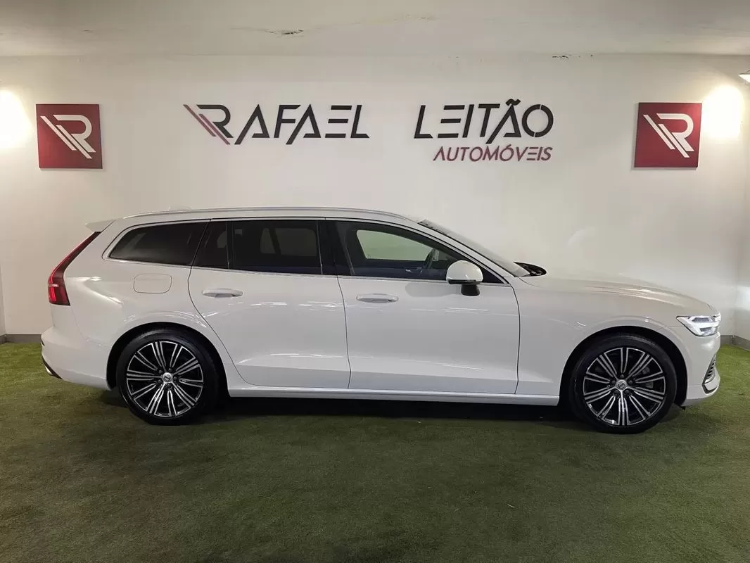 Volvo V60 2.0 T6 AWD TE Inscription - foto 8