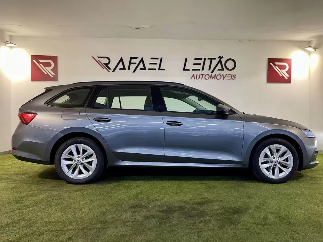 Skoda Octavia Break 1.4 TSi iV Style DSG - foto 6