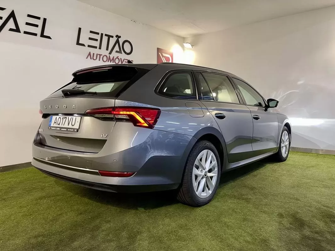 Skoda Octavia Break 1.4 TSi iV Style DSG - foto 7