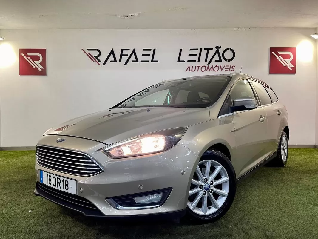 Ford Focus SW 1.5 TDCi Titanium DPS - foto 2