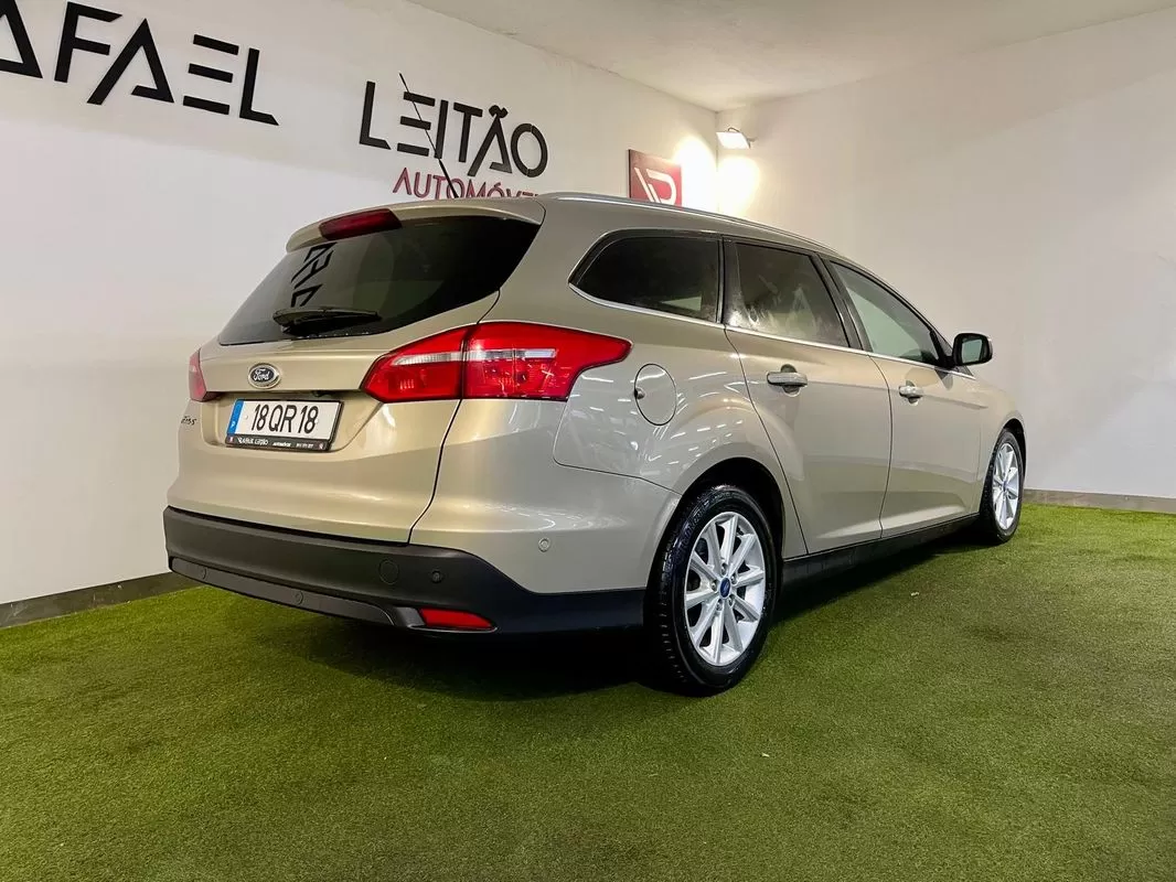 Ford Focus SW 1.5 TDCi Titanium DPS - foto 7