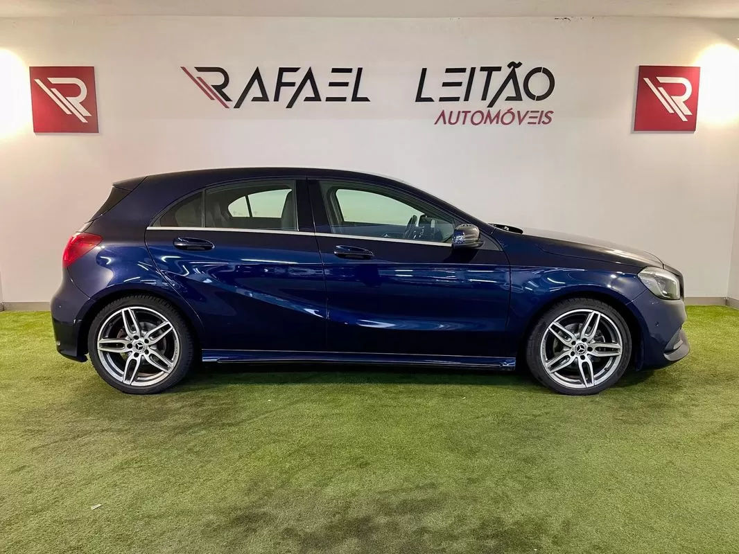 Mercedes-Benz A 180  D 7g  Dct Amg Line - foto 4