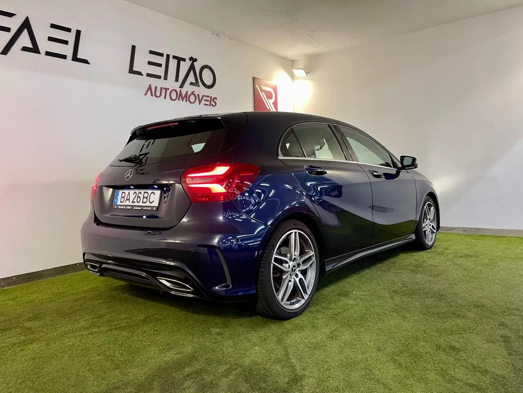 Mercedes-Benz A 180  D 7g  Dct Amg Line - foto 6