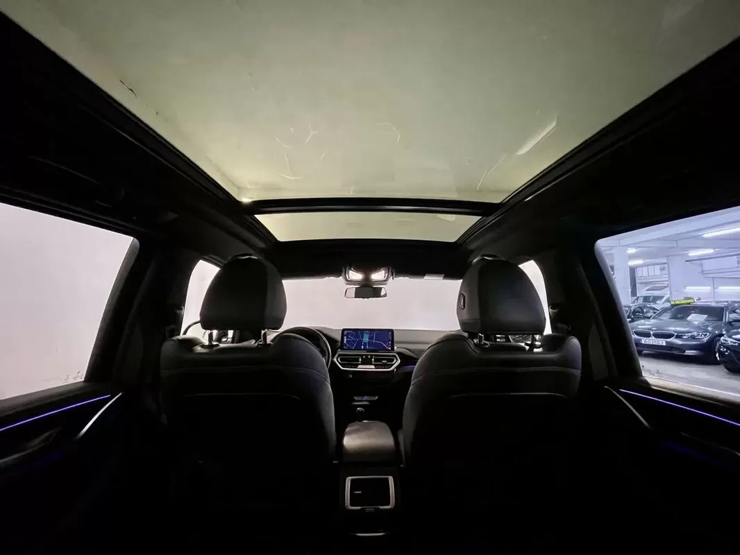 BMW iX3 M Sport Inspiring - foto 4