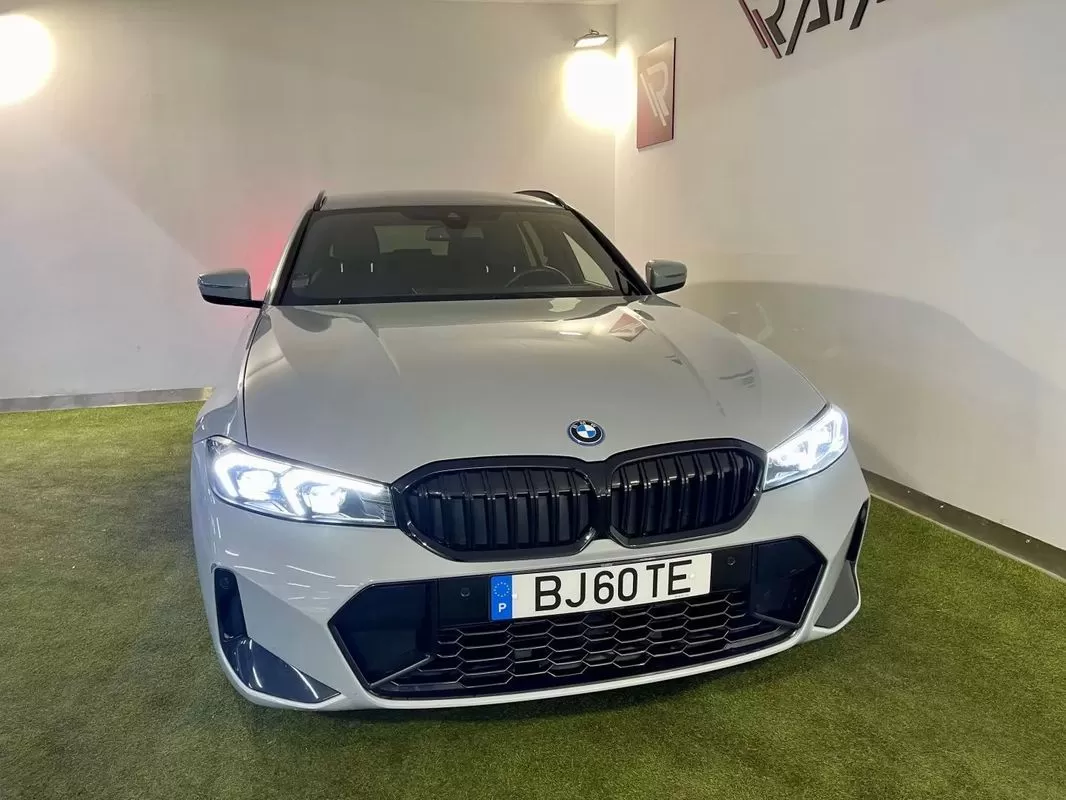 BMW 320 e Pack Desportivo M Auto - foto 4