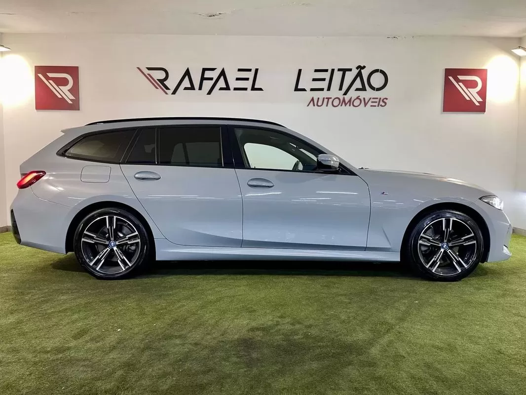 BMW 320 e Pack Desportivo M Auto - foto 6