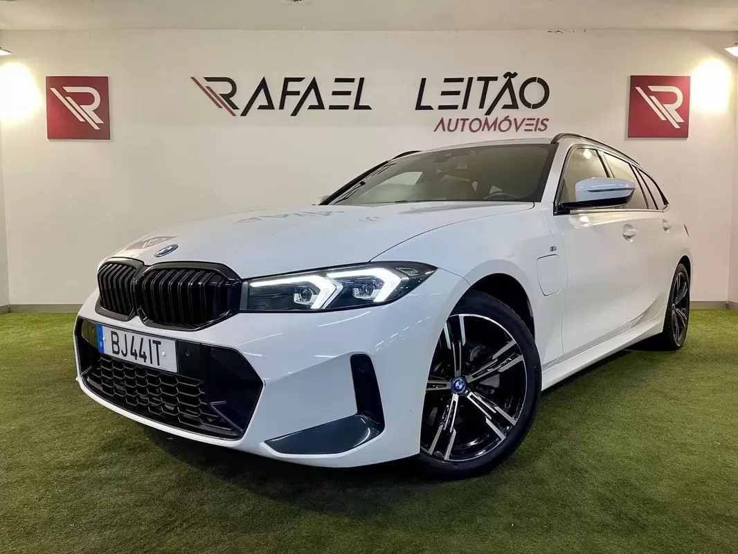 BMW 320 e Pack Desportivo M Auto - foto 2