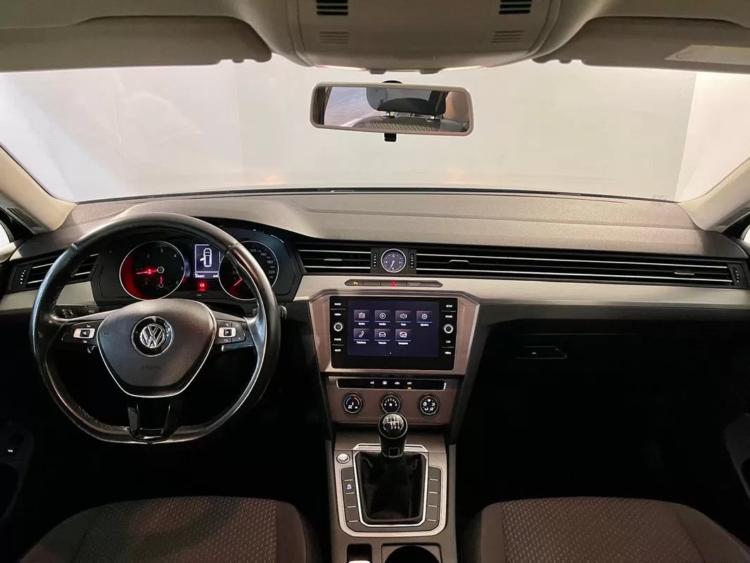 VW Passat Variant  1 6 Tdi Bluemotion Comfortline - foto 3