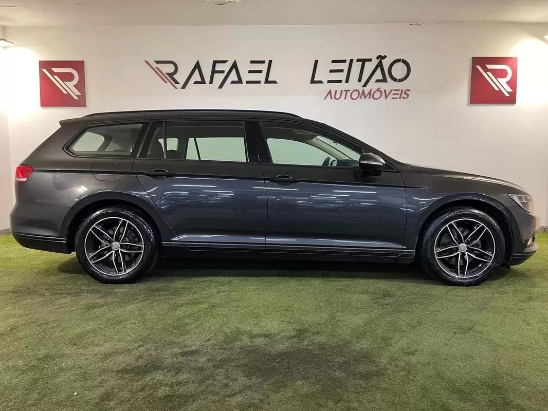 VW Passat Variant 1.6 TDI BlueMotion - foto 6