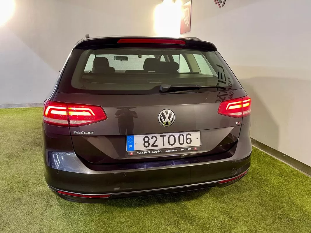 VW Passat Variant  1 6 Tdi Bluemotion Comfortline - foto 8