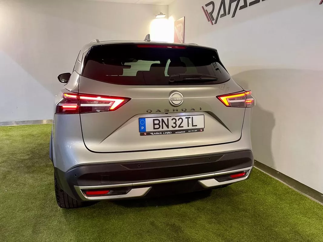 Nissan Qashqai 1.3 DIG-T N-Connecta LED Xtronic - foto 8