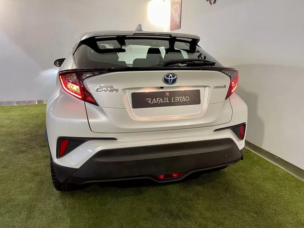 Toyota C-HR 1.8 HSD Comfort - foto 8