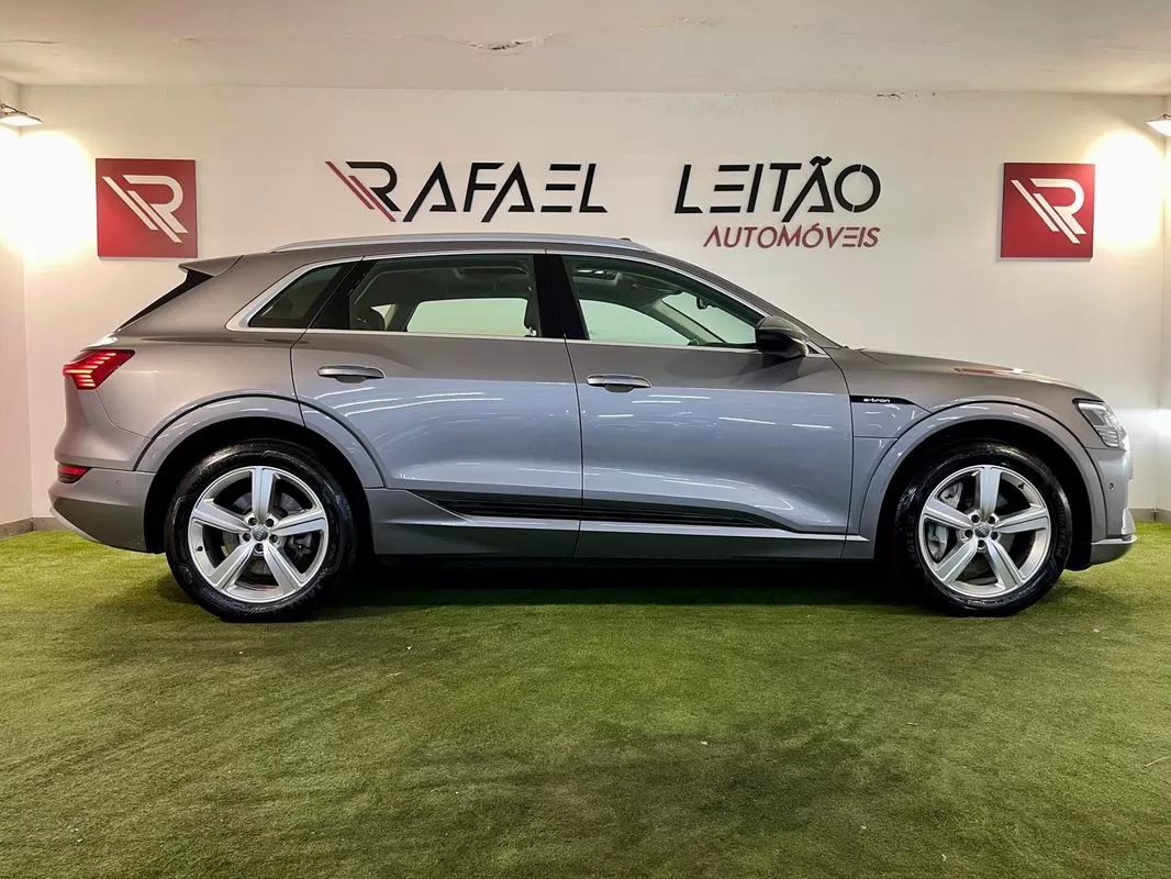 Audi e-tron 50 quattro Advanced - foto 8