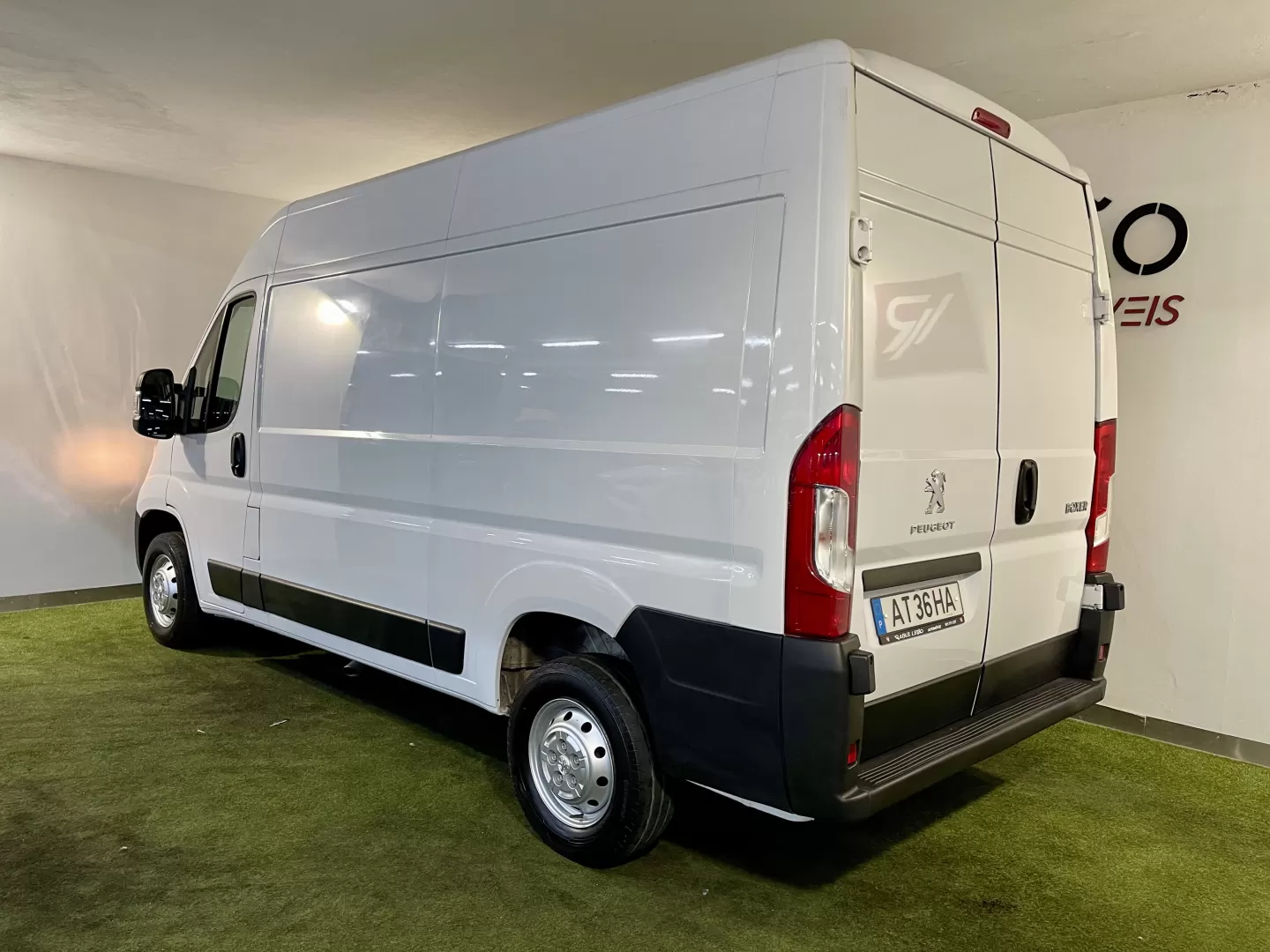 Peugeot  2.2 BlueHDi 335 L2 CD - foto 8