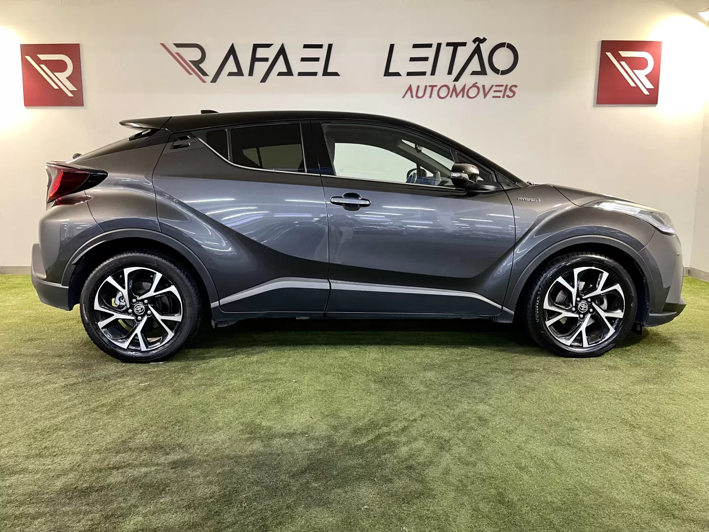 Toyota C-HR 1.8 Hybrid Square Collection - foto 5